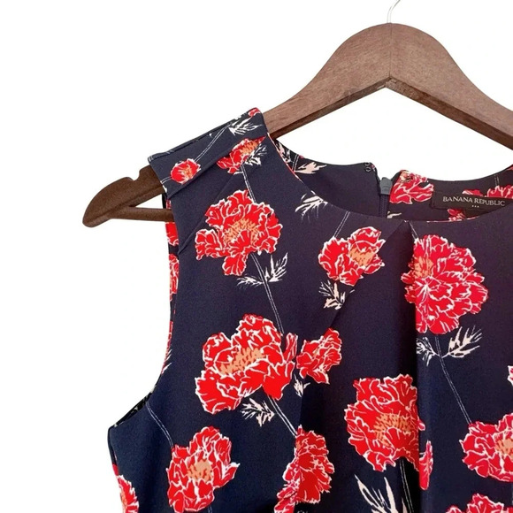 Banana Republic Navy Sleeveless Sheath Dress Red Floral Sz 2 - Picture 5 of 8